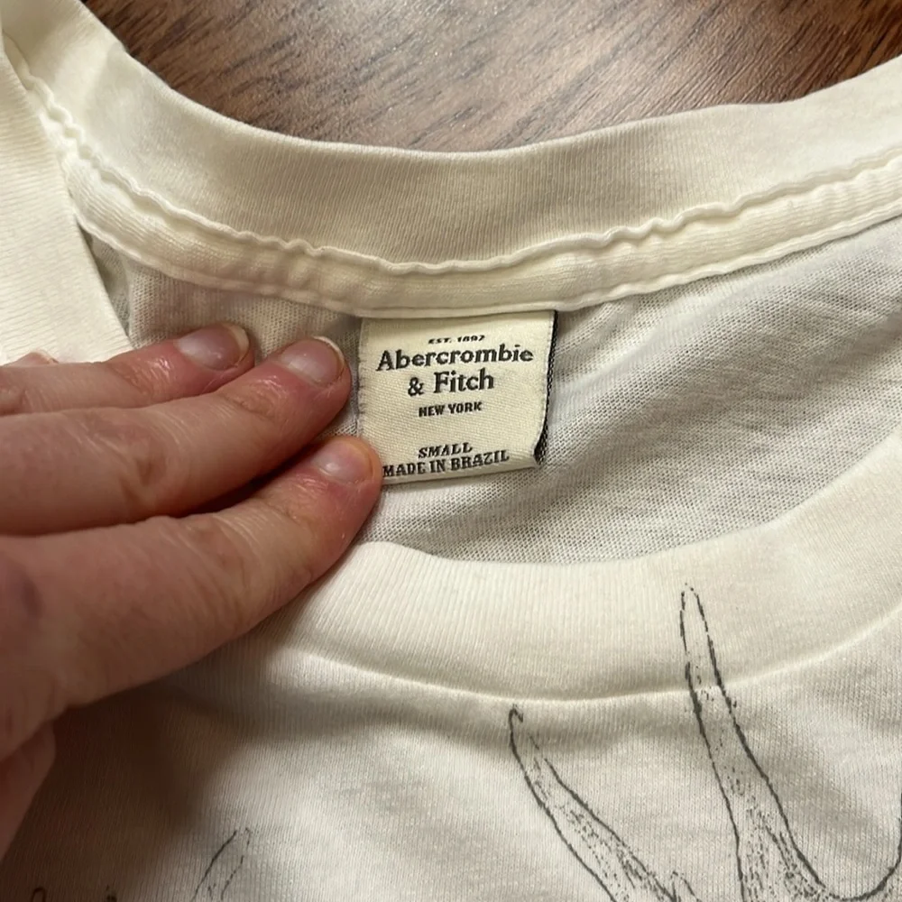 NWOT Y2K Abercrombie Moose Logo Tee Shirt - Picture 2 of 6